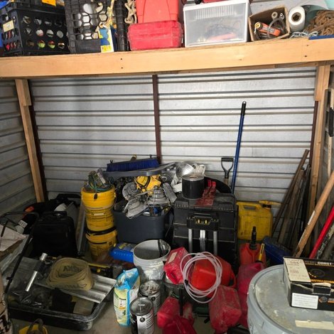 10 x 20 storage unit in Burlington, MA