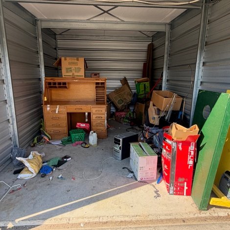 10 x 15 storage unit in Dry Ridge, KY