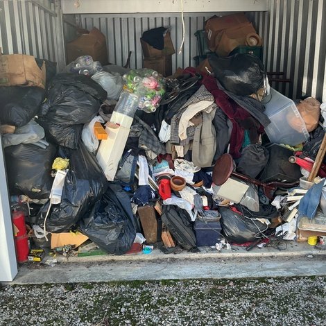 10 x 15 storage unit in Unknown, NC