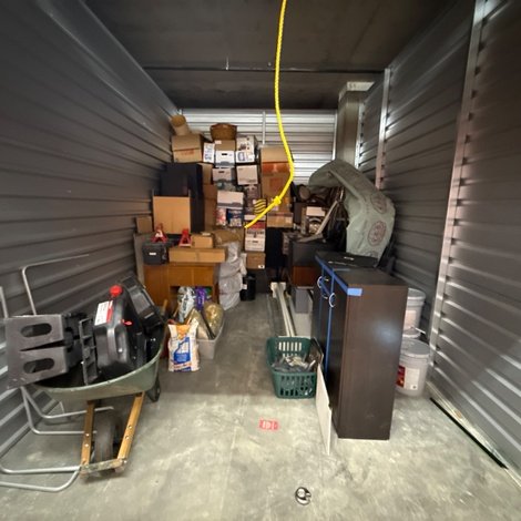 10 x 15 storage unit in Murfreesboro, TN