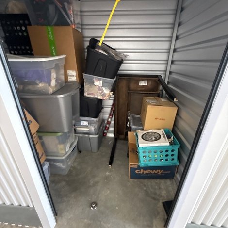 5 x 10 storage unit in Murfreesboro, TN