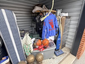 10 x 10 storage unit in Murfreesboro, TN
