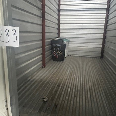 5 x 10 storage unit in Yonkers, NY