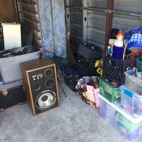 10 x 10 storage unit in Unknown, MS
