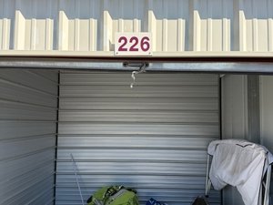 10 x 9 storage unit in Bunnell, FL