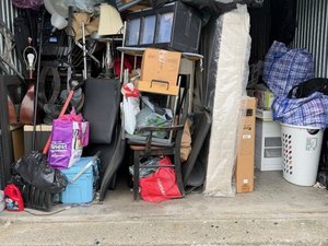10 x 15 storage unit in Worcester, MA