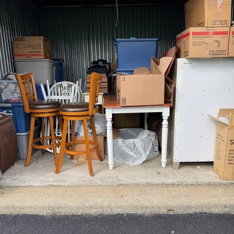 10 x 10 storage unit in Worcester, MA