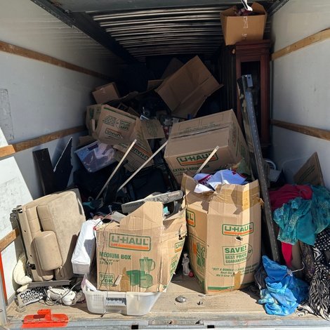 25 x 23 storage unit in Victorville, CA