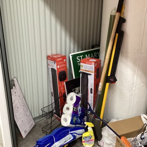 10 x 10 storage unit in St. Louis, MO