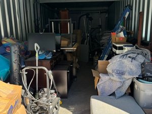 10 x 25 storage unit in Hendersonville, NC