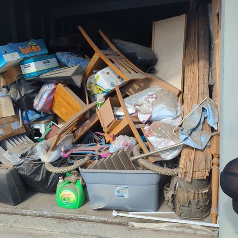 10 x 30 storage unit in Chula Vista, CA