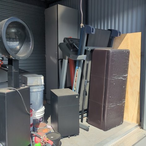 10 x 10 storage unit in Chula Vista, CA