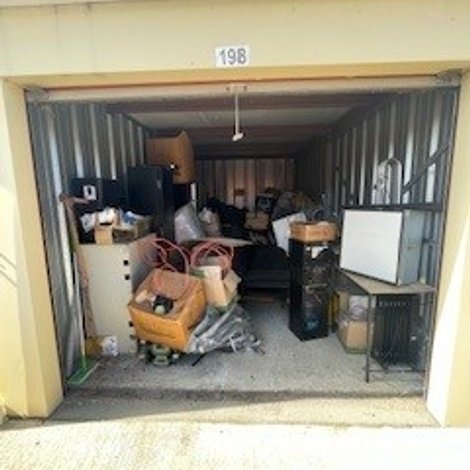 10 x 20 storage unit in Cleveland, OH