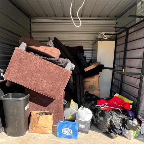 10 x 10 storage unit in Unknown, MS