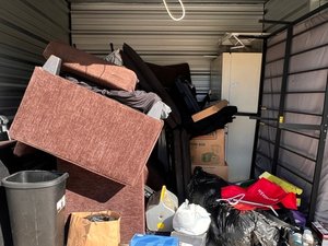 10 x 10 storage unit in Unknown, MS