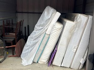 10 x 10 storage unit in Lexington, SC