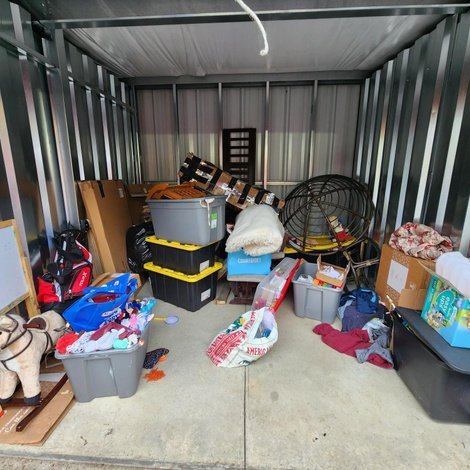 10 x 10 storage unit in Swanzey, NH