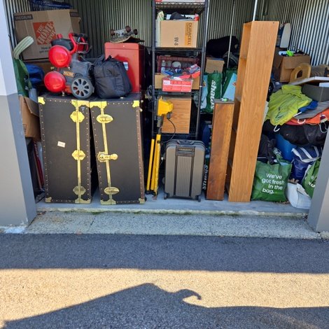 10 x 10 storage unit in Tyngsboro, MA