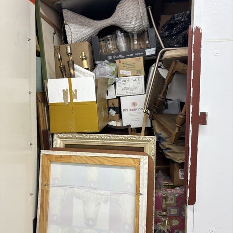 8 x 8 storage unit in Ukiah, CA