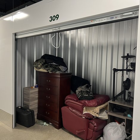 10 x 5 storage unit in Frankfort, KY