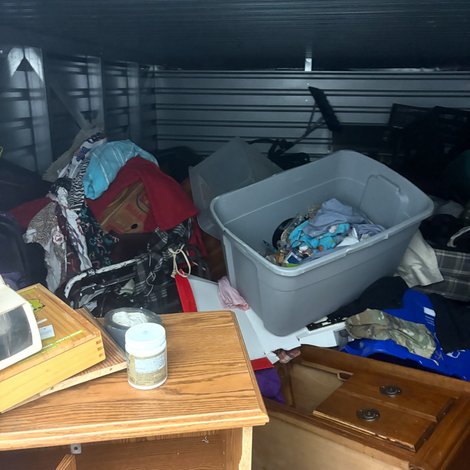 10 x 15 storage unit in Omaha, NE