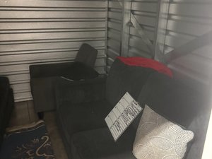10 x 10 storage unit in Omaha, NE