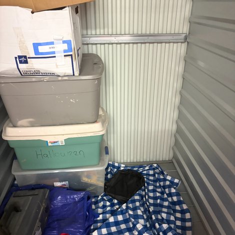 5 x 5 storage unit in Omaha, NE