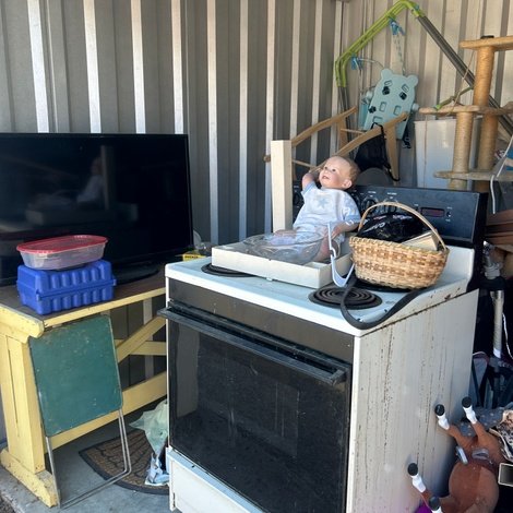 10 x 10 storage unit in Mt Airy, NC