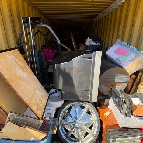 8 x 40 storage unit in Drive Reidsville, NC