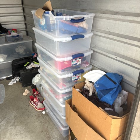 5 x 10 storage unit in Lincoln, NE