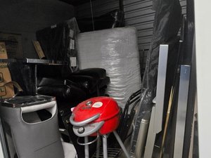 10 x 10 unit in Plainville