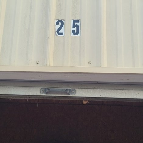 10 x 10 storage unit in Lagrange, OH