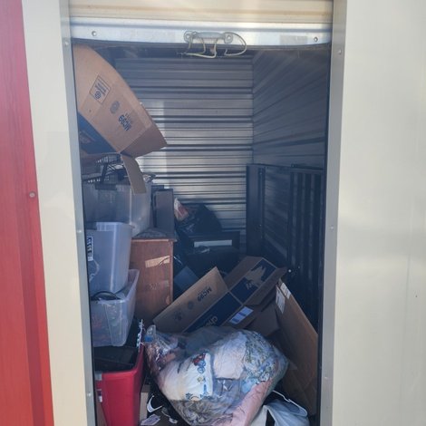 5 x 10 storage unit in Waynesville, NC