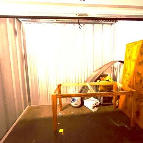 5 x 10 storage unit in Lexington, KY