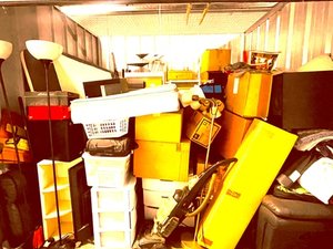 10 x 10 storage unit in Lexington, KY