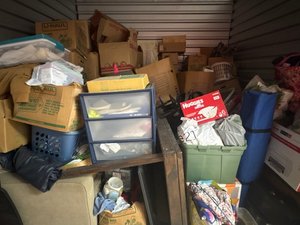 10 x 10 unit in Roseville