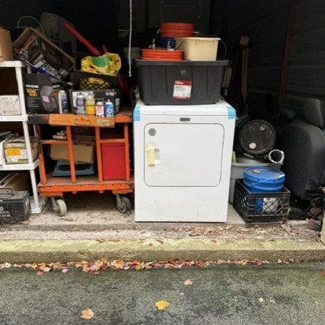 10 x 20 storage unit in West Warwick, RI