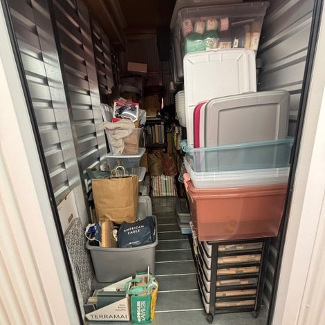5 x 10 storage unit in Santa Clara, CA