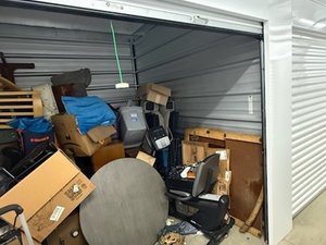 10 x 10 storage unit in Ballston Spa, NY