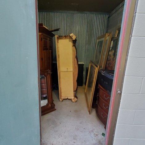 10 x 10 storage unit in Fredericksburg, VA