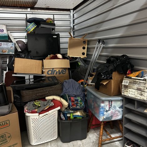 10 x 10 storage unit in Columbus, GA