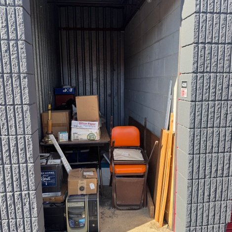 5 x 10 storage unit in S Fargo, ND