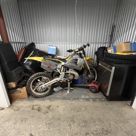 10 x 5 storage unit in Worcester, MA