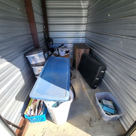 5 x 10 storage unit in Rt. 46 North Jefferson, OH