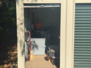 5 x 10 storage unit in Parma, OH