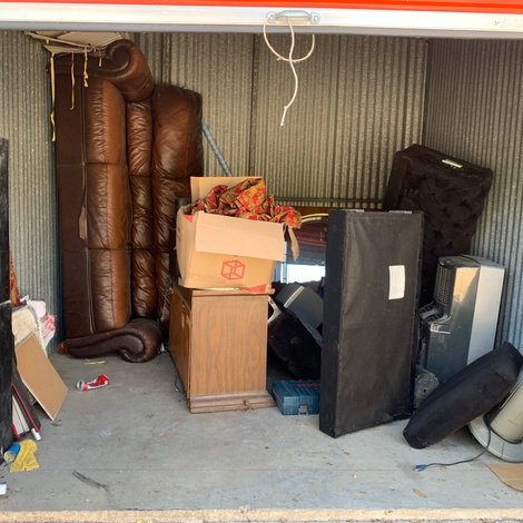 10 x 10 storage unit in #43 San Antonio, TX