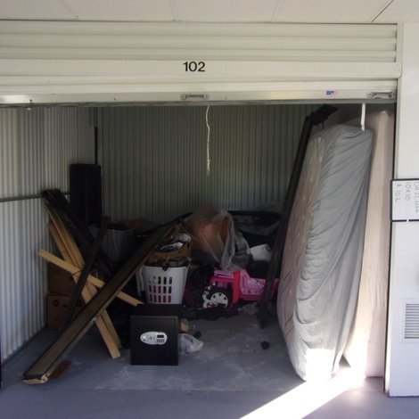10 x 10 storage unit in Henderson, NC