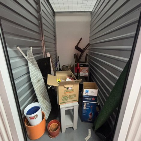 5 x 10 storage unit in Santa Clara, CA