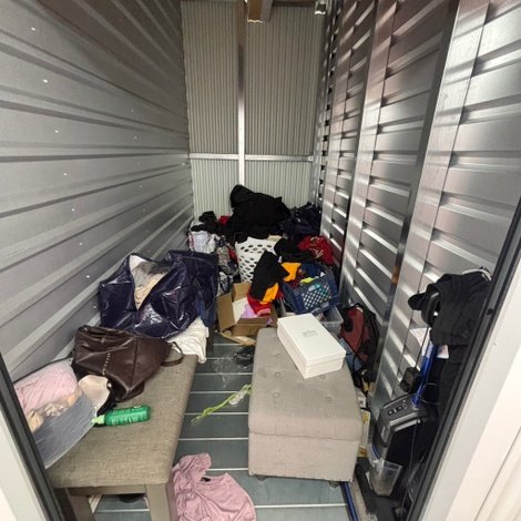 5 x 10 storage unit in Santa Clara, CA