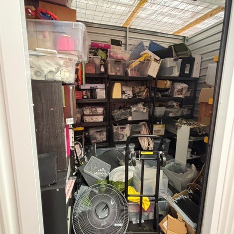 10 x 8 storage unit in Santa Clara, CA
